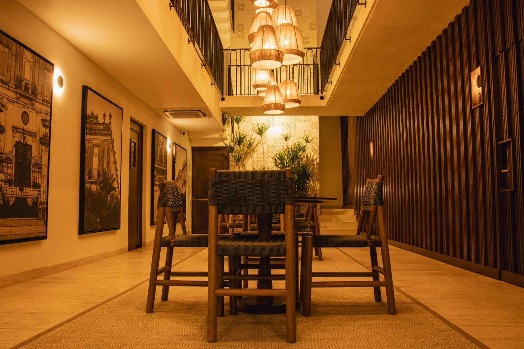Casa Continental Hotel Boutique & Suites - Adults Only Merida Exterior photo